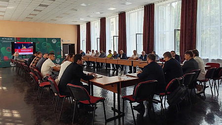 Фонд Народного Единства провел рабочую встречу в Зеленом Городе